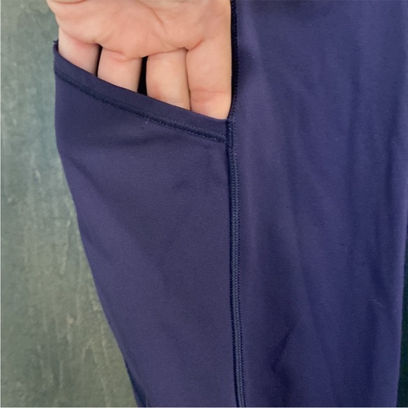 Lululemon Cropped leggings - Picture 2 of 5